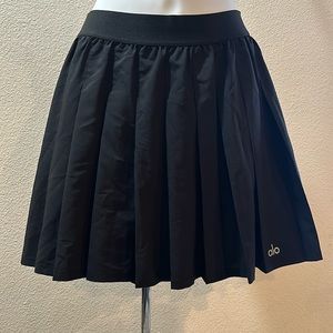 ALO varsity tennis skirt